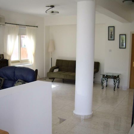 Frangipani Villa Пафос Экстерьер фото